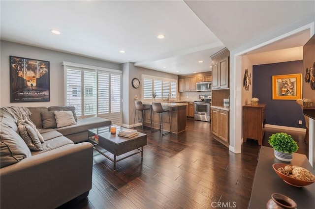19322 Archfield Ln, Huntington Beach, CA 92648 - photo 11