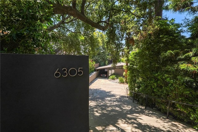 6305 Lomitas Dr, Los Angeles, CA 90042 - photo 1