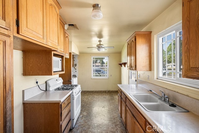 736 W Orangethorpe Ave, Fullerton, CA 92832 - photo 12