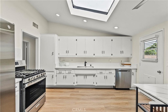 27410 Dewdrop Ave, Canyon Country, CA 91351 - photo 15