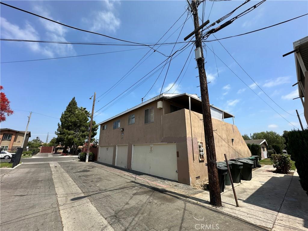 617 E Eton Pl, Anaheim, CA 92805 - photo 3