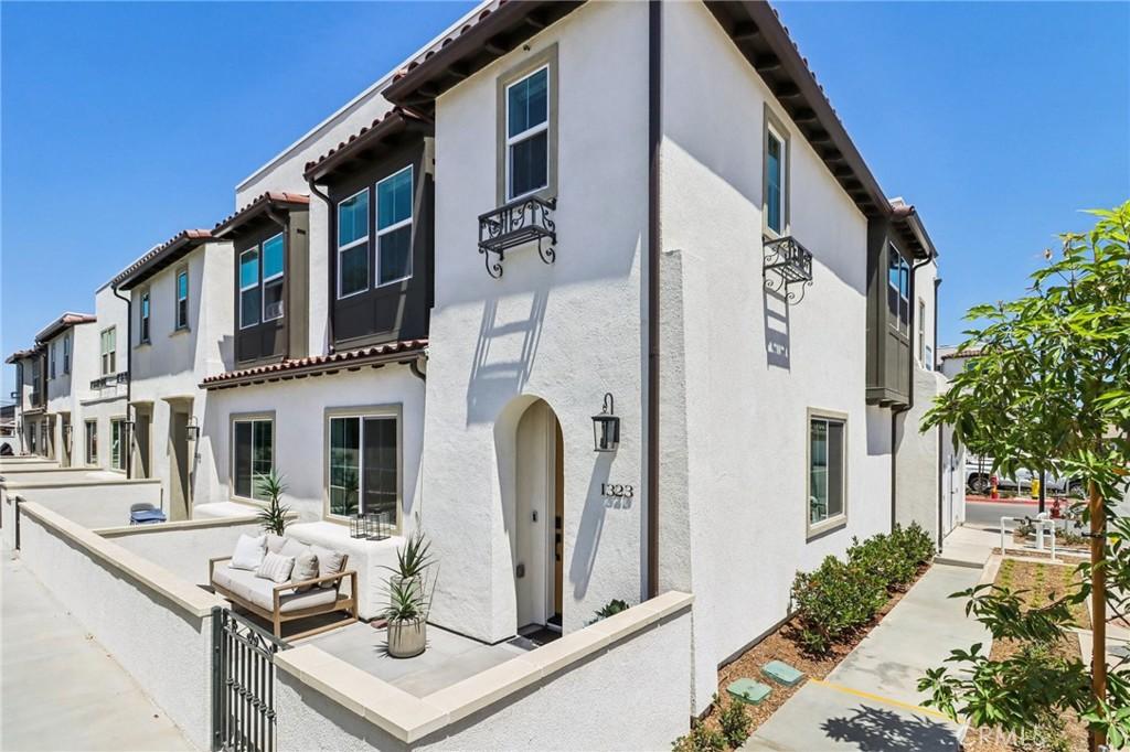 1305 Yannis Ct, El Cajon, CA 92019 - photo 1