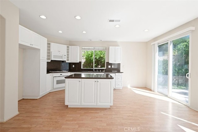 28301 Lobelia Ln, Valencia, CA 91354 - photo 15