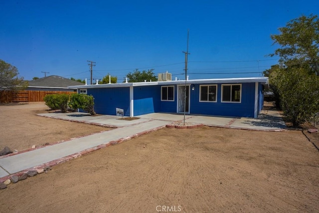 1012 W Langley Ave, Ridgecrest, CA 93555 - photo 1