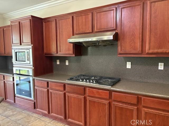 7416 Morning Hills Dr, Eastvale, CA 92880 - photo 12
