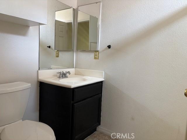 7416 Morning Hills Dr, Eastvale, CA 92880 - photo 17
