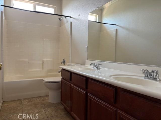 7416 Morning Hills Dr, Eastvale, CA 92880 - photo 34