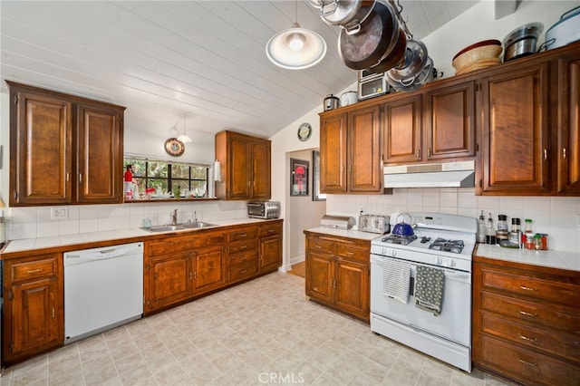 275 Flower St, Costa Mesa, CA 92627 - photo 11