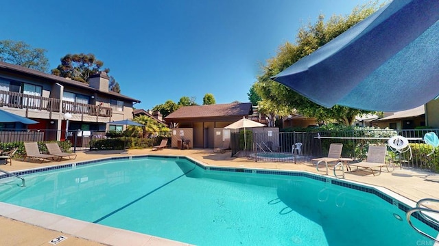 8340 Via Sonoma Unit F, La Jolla, CA 92037 - photo 10