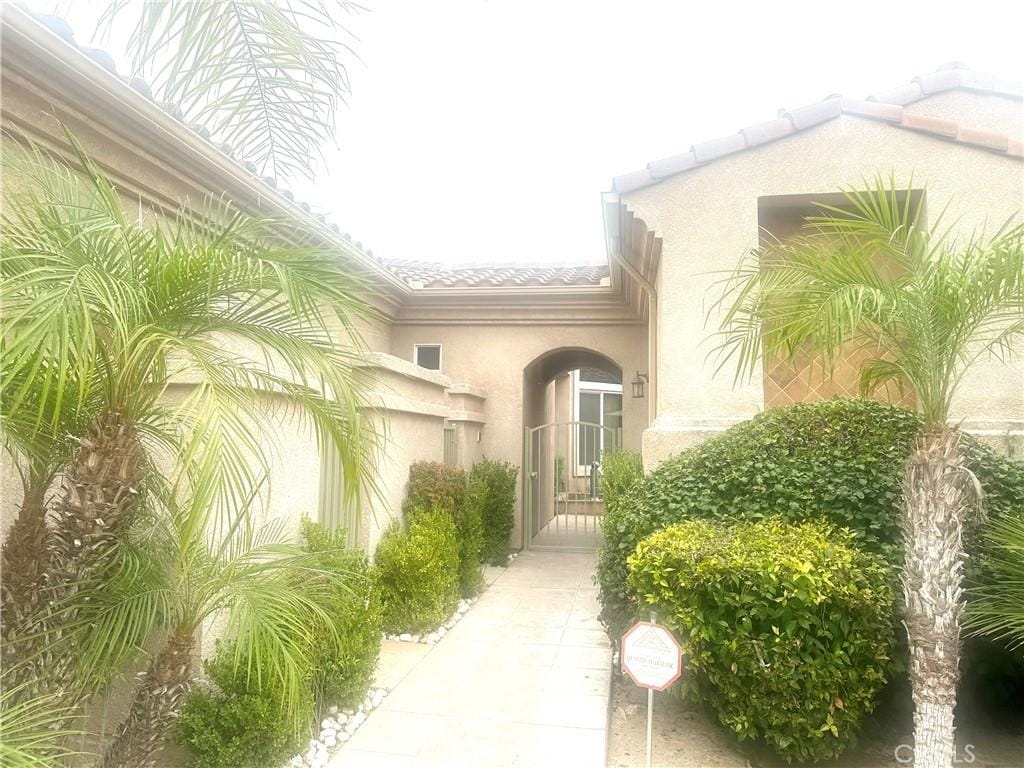 5614 Queen Palms Dr, Riverside, CA 92506 - photo 2