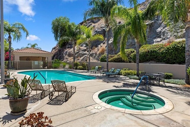5614 Queen Palms Dr, Riverside, CA 92506 - photo 49