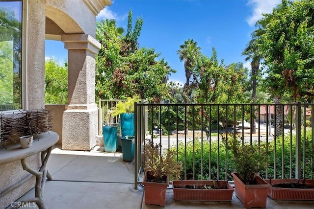 5614 Queen Palms Dr, Riverside, CA 92506 - photo 16