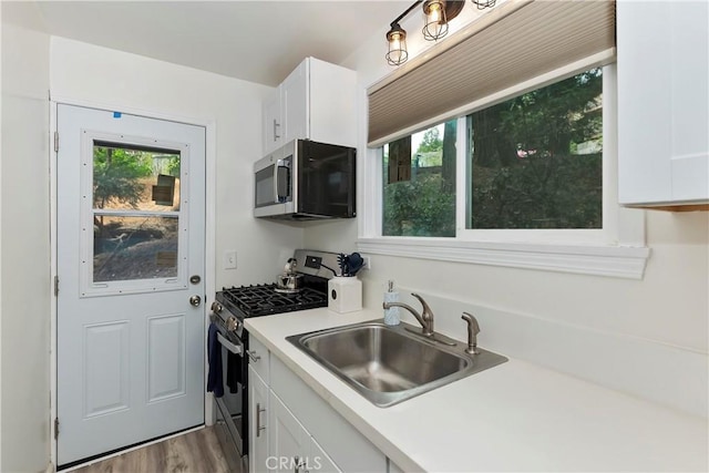 23677 Hillside Dr, Crestline, CA 92325 - photo 15