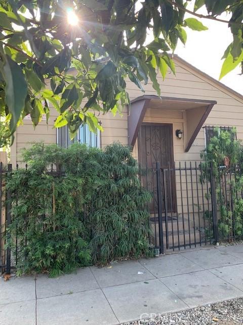 846 W 103rd St Unit 3, Los Angeles, CA 90044 - photo 15
