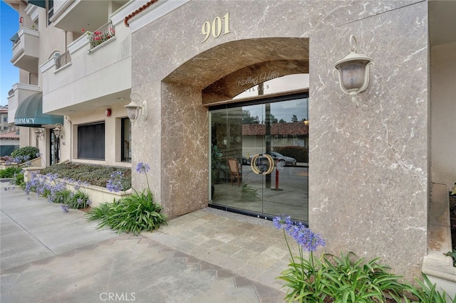 901 Deep Valley Dr Unit 104, Rolling Hills Estates, CA 90274 - photo 2