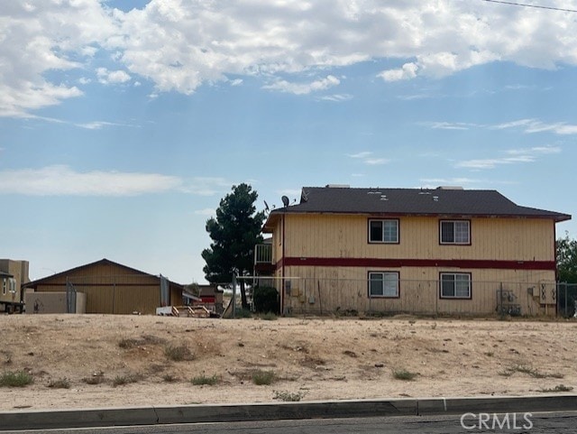 15754 Tern Rd, Victorville, CA 92394 - photo 4