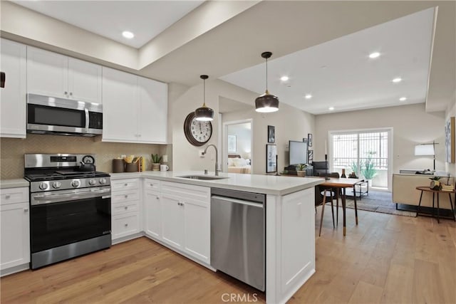 927 Deep Valley Dr Unit 115, Rolling Hills Estates, CA 90274 - photo 2