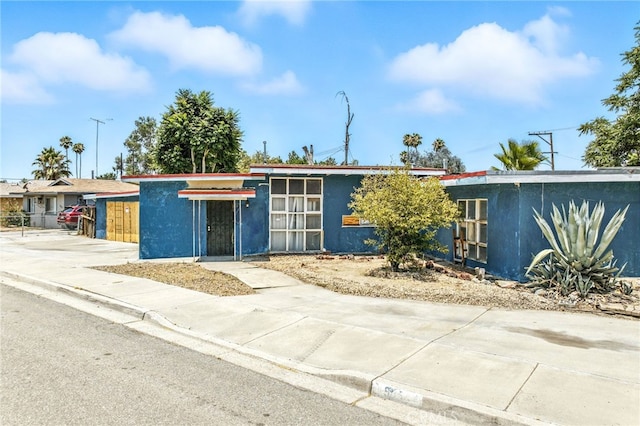 585 E Mead St, San Jacinto, CA 92583 - photo 2