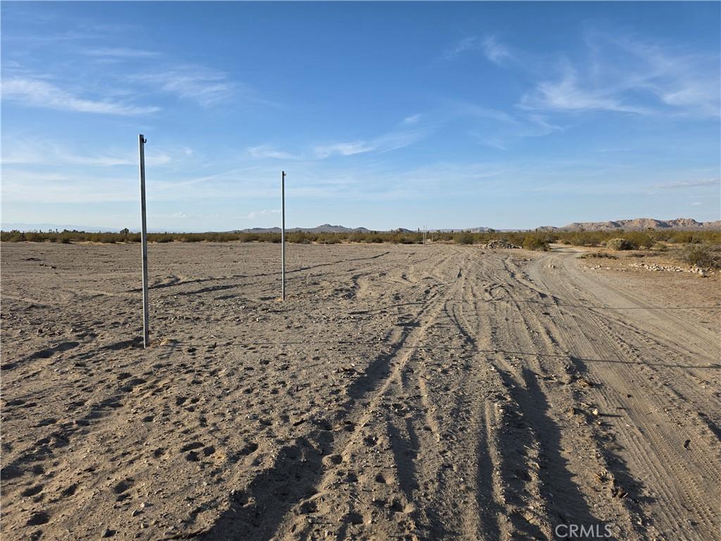 9 E E Ave S, Littlerock, CA 93543 - photo 2