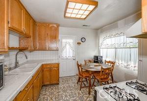 9607 Bartee Ave, Arleta, CA 91331 - photo 4