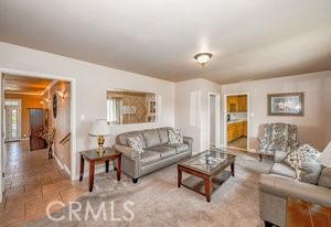 9607 Bartee Ave, Arleta, CA 91331 - photo 2