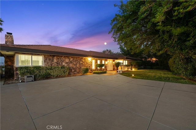 354 Westlake Dr, Palmdale, CA 93551 - photo 1