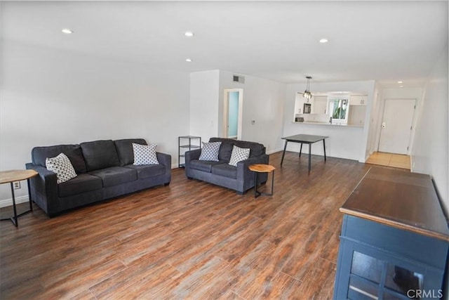11230 Peach Grove St Unit 206, North Hollywood, CA 91601 - photo 5