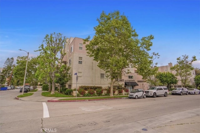 11230 Peach Grove St Unit 206, North Hollywood, CA 91601 - photo 1