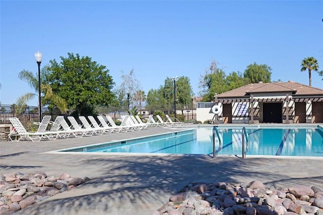 17648 Fan Palm Ln, Riverside, CA 92503 - photo 40