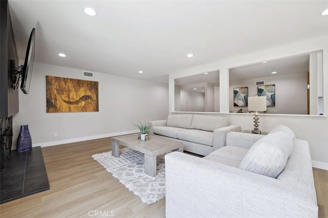 5704 Katherine St, Simi Valley, CA 93063 - photo 10