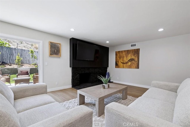 5704 Katherine St, Simi Valley, CA 93063 - photo 14