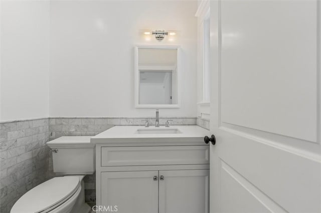 20701 Dumont St, Woodland Hills, CA 91364 - photo 48