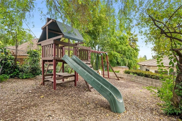 3215 Arbol Dr, Fullerton, CA 92835 - photo 34