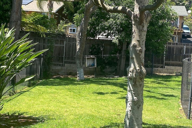 137 Beaumont Dr, Vista, CA 92084 - photo 3
