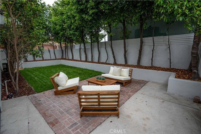 2911 S Ridgeley Dr, Los Angeles, CA 90016 - photo 23
