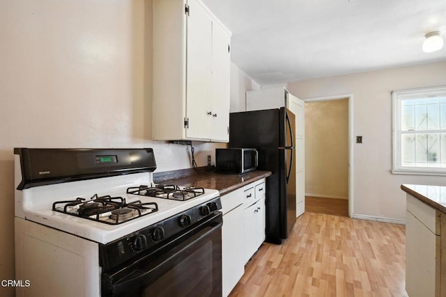 13739 Wyandotte St, Van Nuys, CA 91405 - photo 21