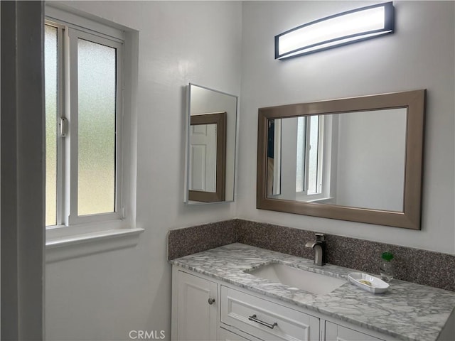 878 E Holly St, Rialto, CA 92376 - photo 24