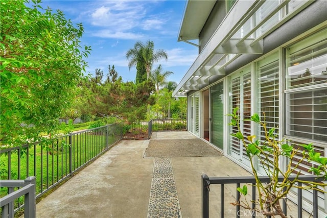 1008 Buckingham Ln Unit 17, Newport Beach, CA 92660 - photo 23