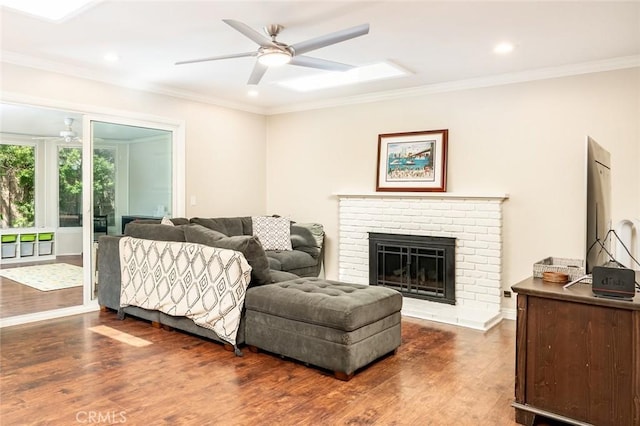 16381 Ace Ln, Huntington Beach, CA 92649 - photo 9