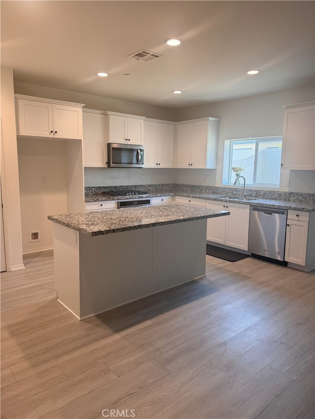 539 Hydrangea St, Hemet, CA 92543 - photo 20