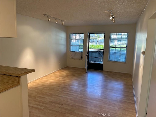 18232 Parkview Ln Unit 103, Huntington Beach, CA 92648 - photo 6