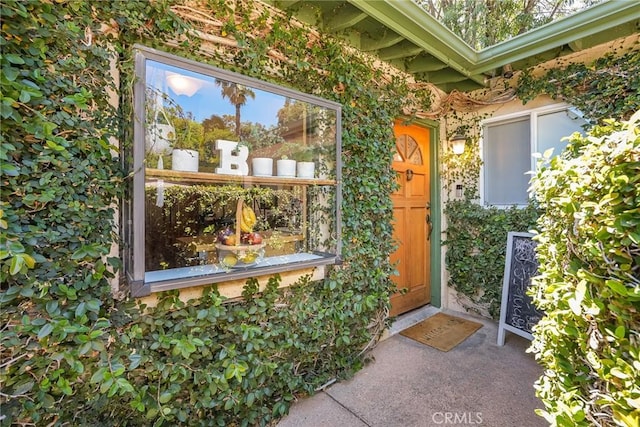 22232 Buena Ventura St, Woodland Hills, CA 91364 - photo 1