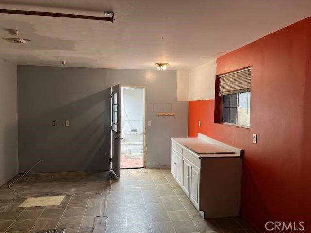 6670 Aura Ave, Reseda, CA 91335 - photo 9