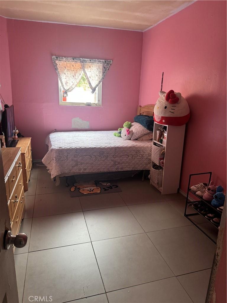 333 E 84th St, Los Angeles, CA 90003 - photo 2