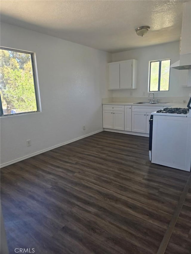 15879 Edwin St, Mojave, CA 93501 - photo 4