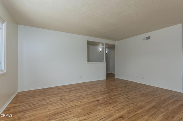 1101 Bluebell St, Oxnard, CA 93036 - photo 14