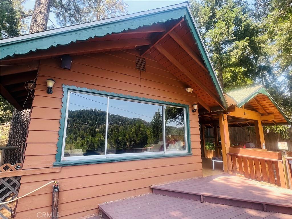 24194 Zurich Dr, Crestline, CA 92325 - photo 1