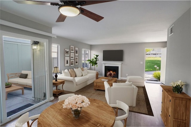 27116 Crossglade Ave Unit 2, Canyon Country, CA 91351 - photo 3
