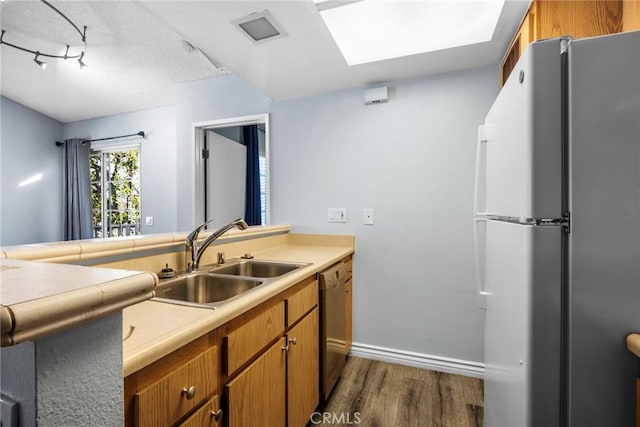 7025 Glade Ave Unit 11, Canoga Park, CA 91303 - photo 9