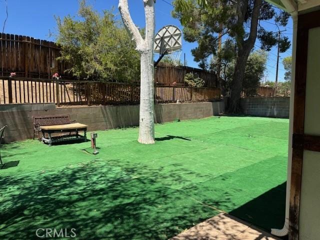 38647 Desert View Dr, Palmdale, CA 93551 - photo 31